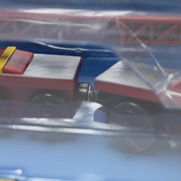 Rocky and Front and Back Cars Learning Curve Thomas & Friends Wooden Railway New - Picture 9 of 10